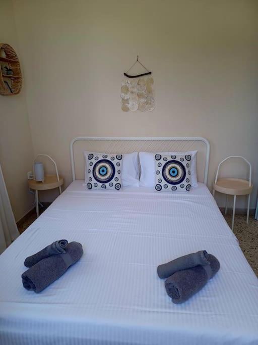 Big Apartment On The Beach Толон Экстерьер фото